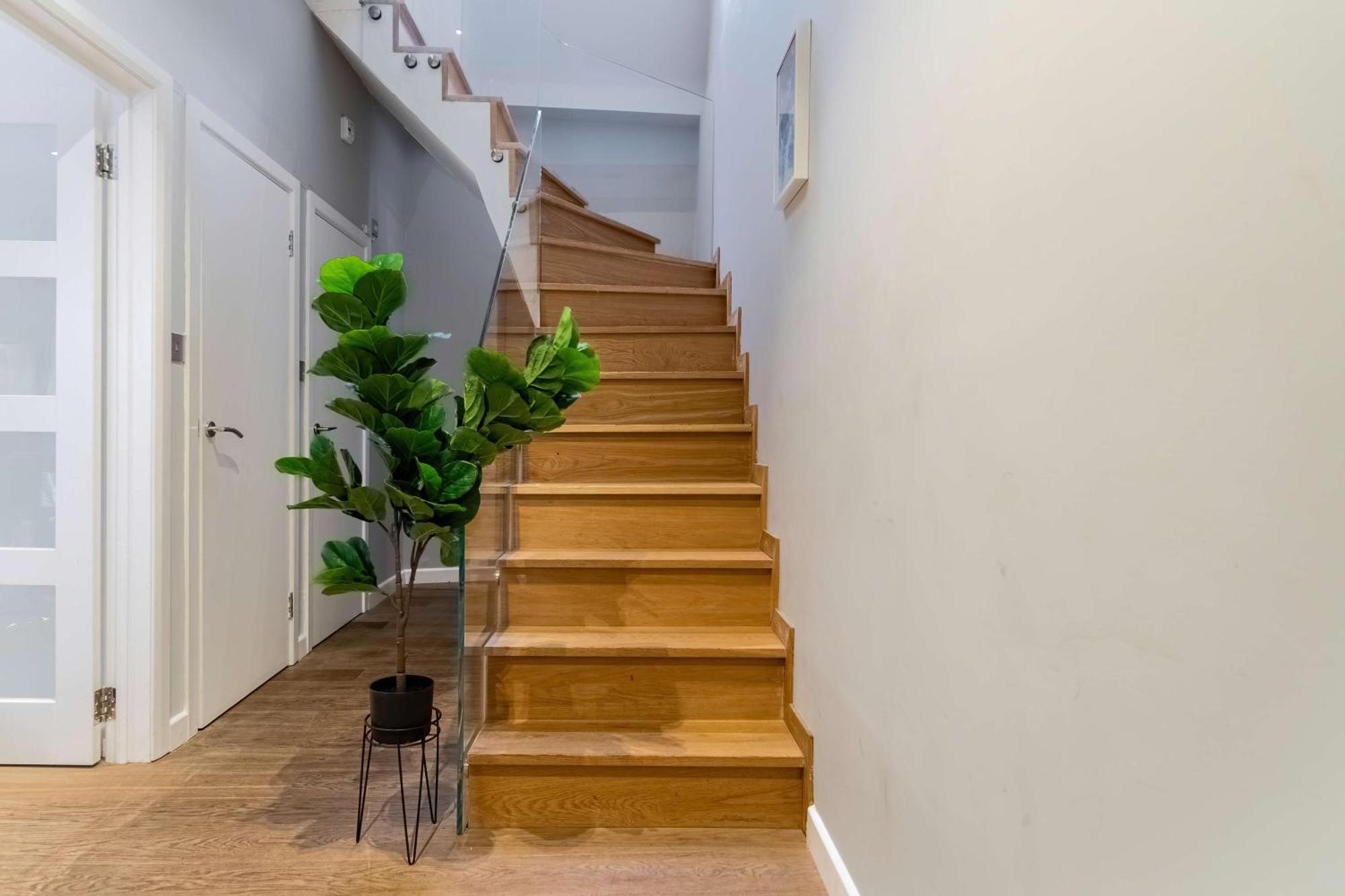 Agar Grove Villa London Exterior photo